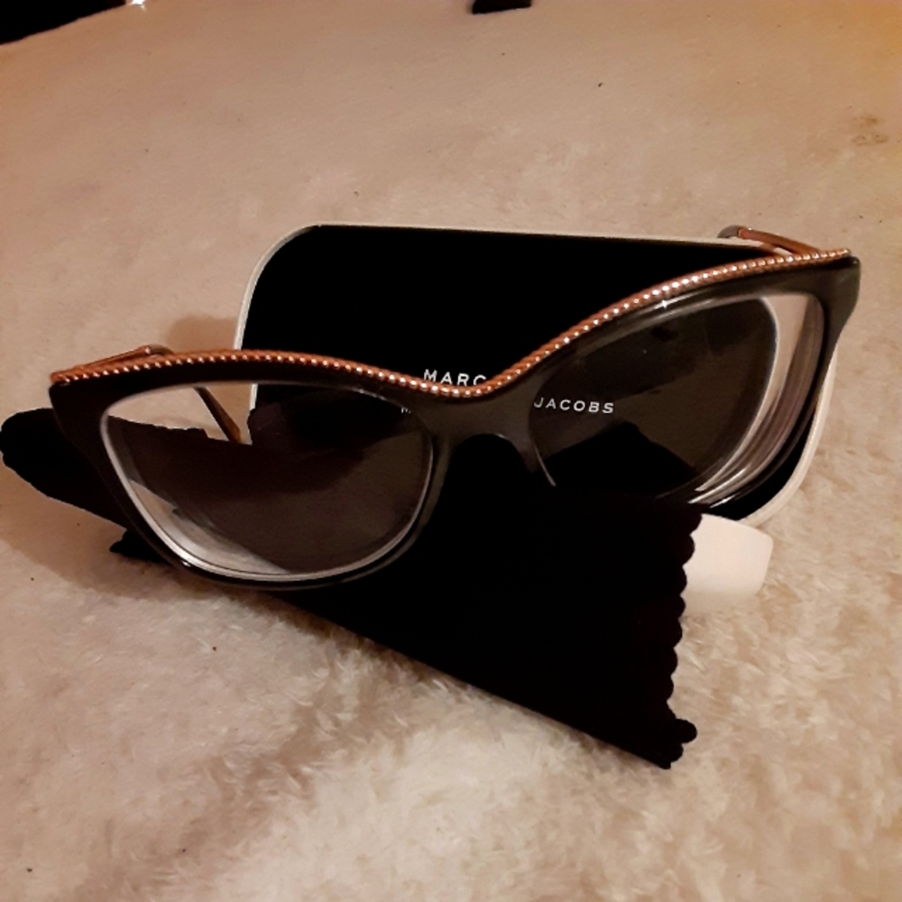 Marc Jacob's frames